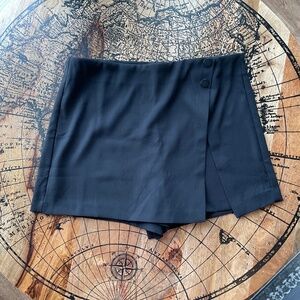 Stradivarius Skort